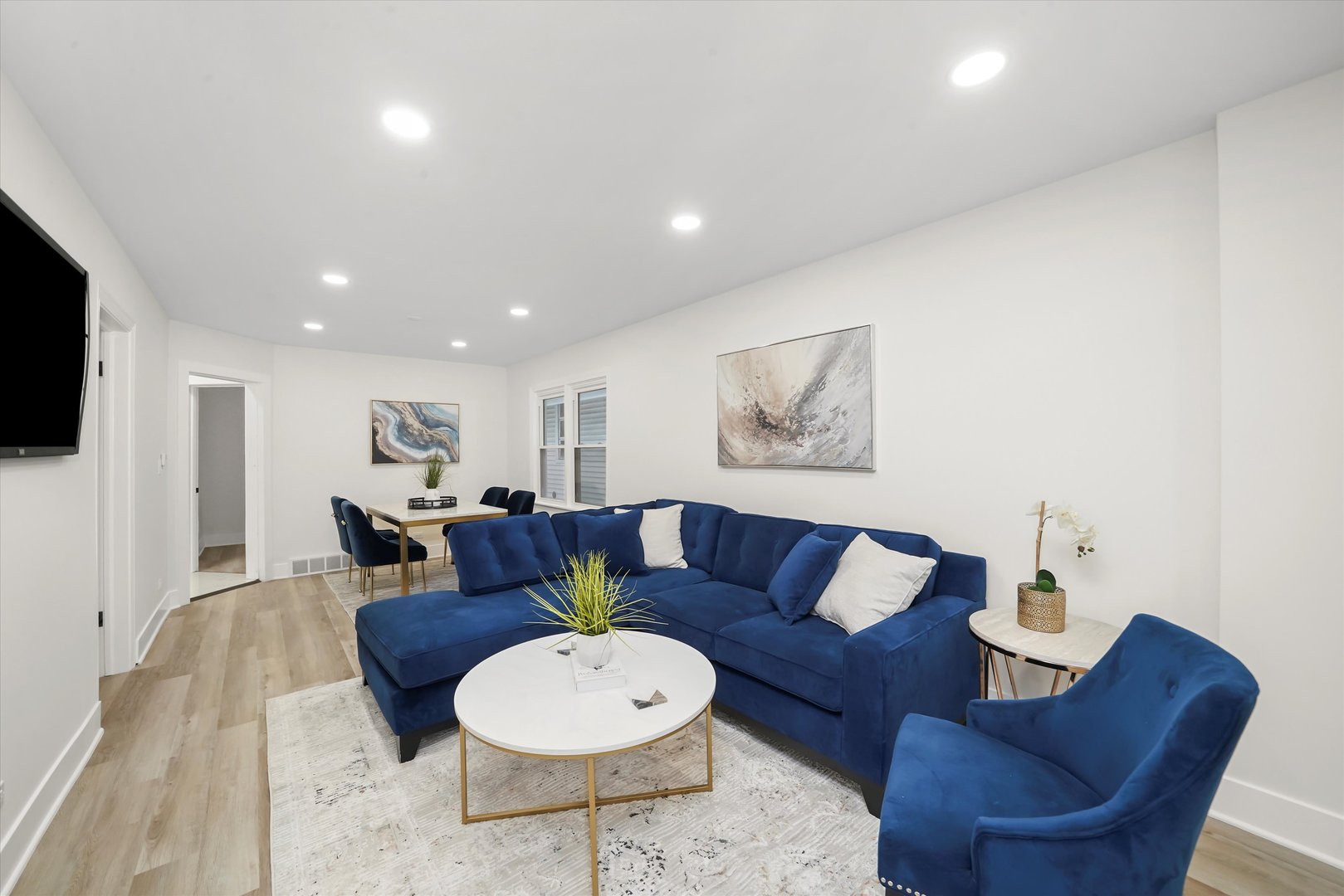 4617 N Lowell Avenue, Chicago, IL 60630