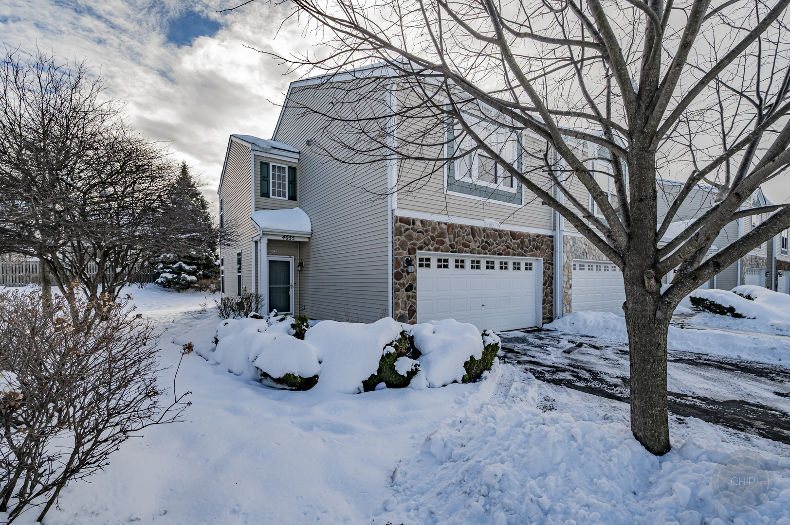 4055 Blackstone Drive #4055, Aurora, IL 60504