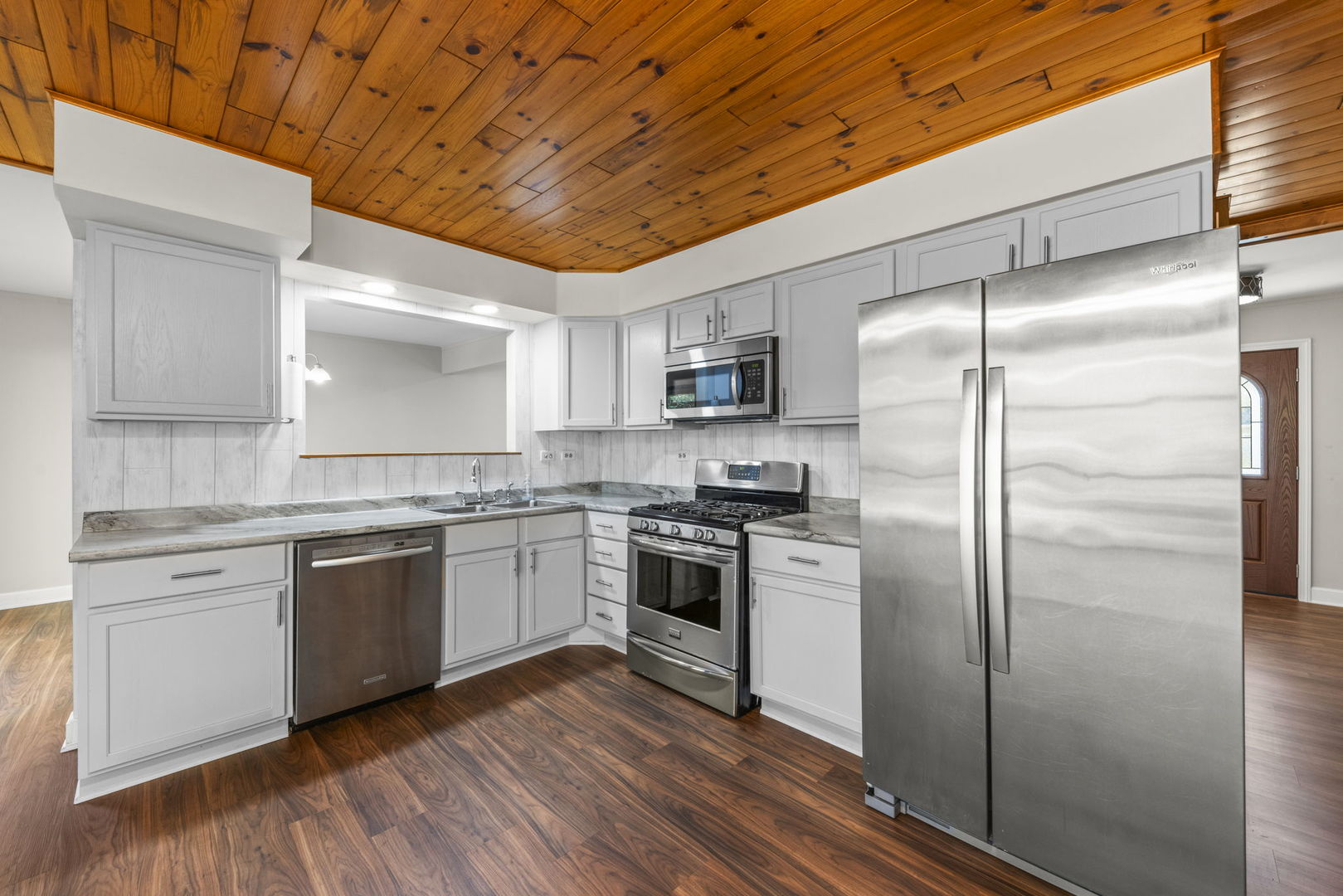 1217 EVERGREEN Avenue, Naperville, IL 60540