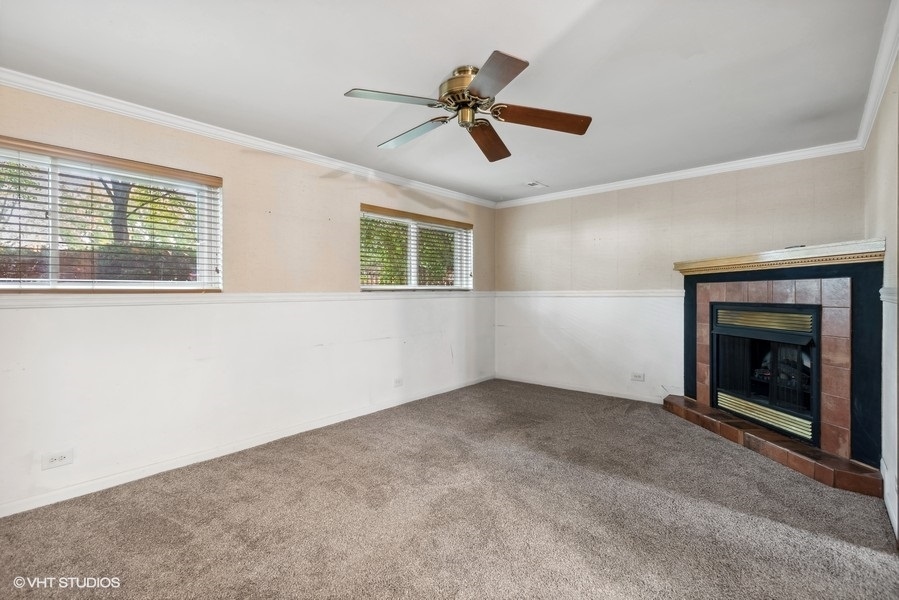 234 S CEDARCREST Drive, Schaumburg, IL 60193