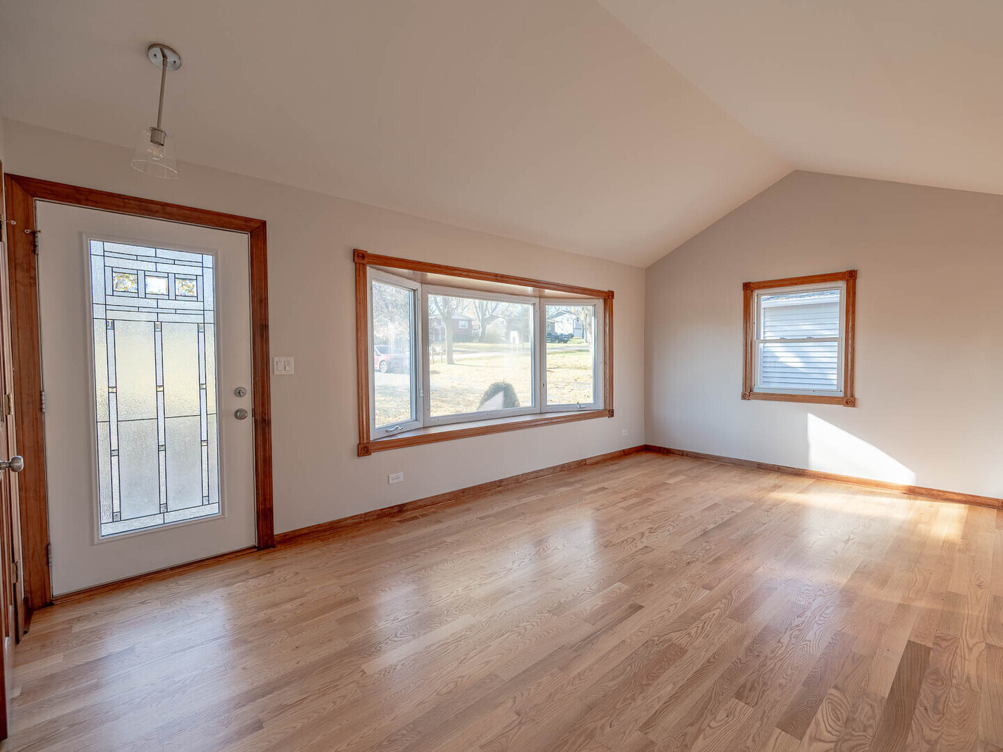 574 Hitchcock Avenue, Lisle, IL 60532