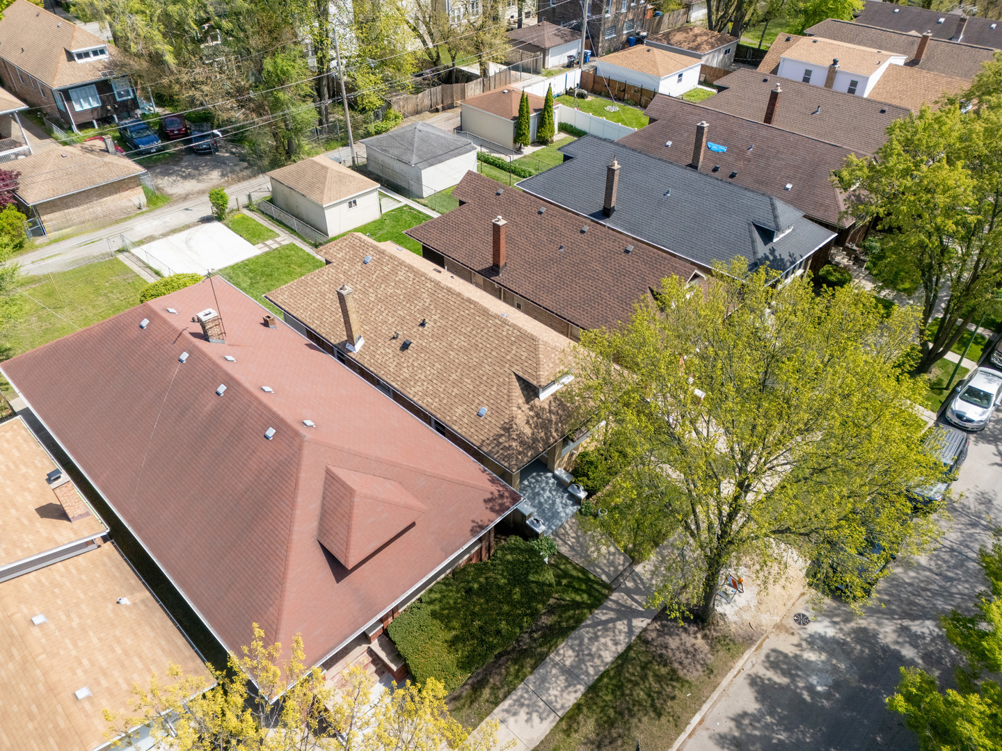 8109 S Marquette Avenue, Chicago, IL 60617