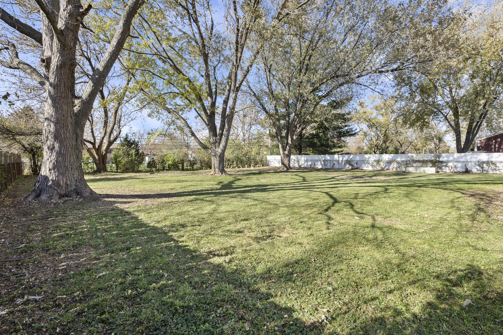 2N238 Highland Avenue, Glen Ellyn, IL 60137