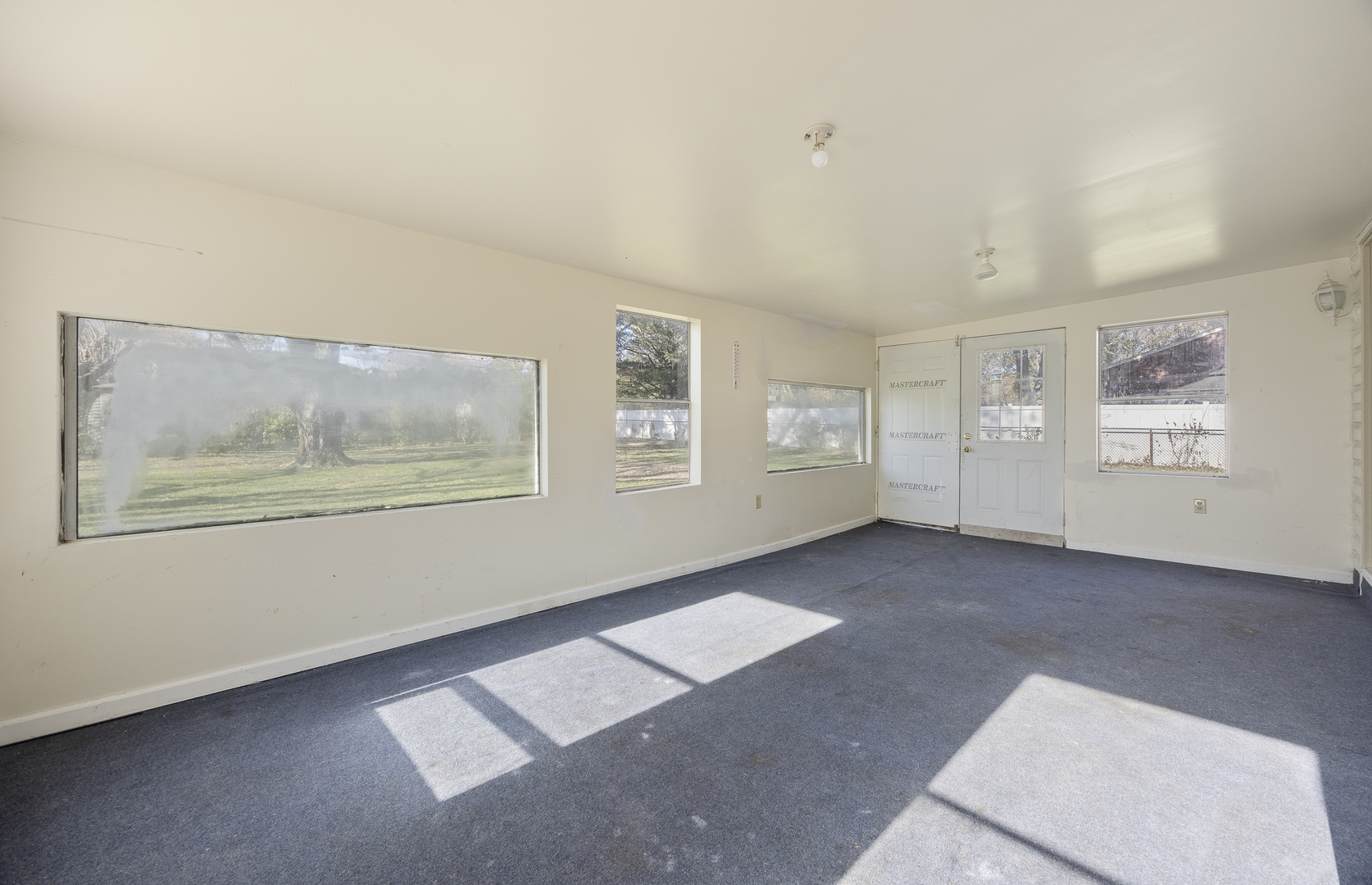 2N238 Highland Avenue, Glen Ellyn, IL 60137