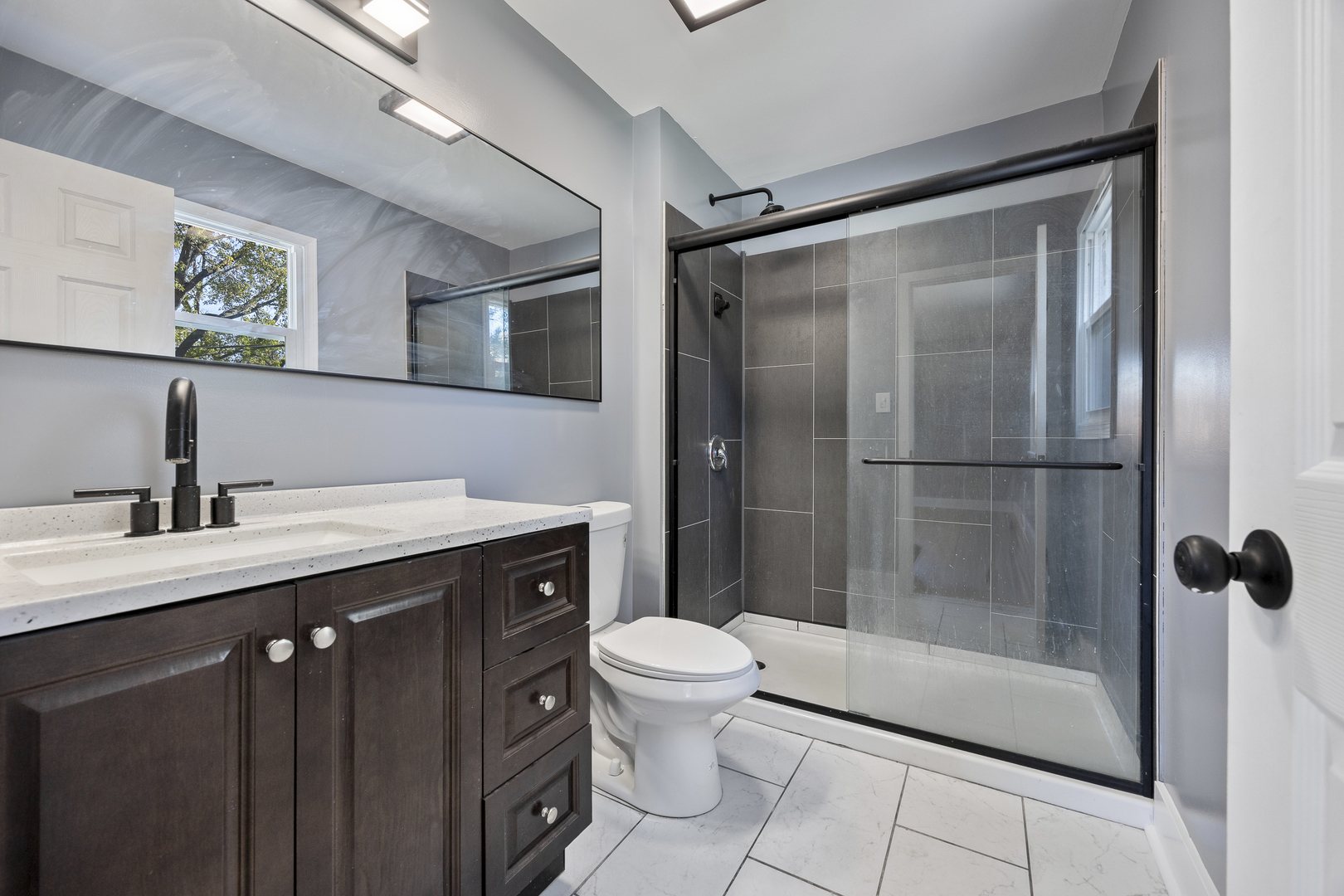 2N238 Highland Avenue, Glen Ellyn, IL 60137