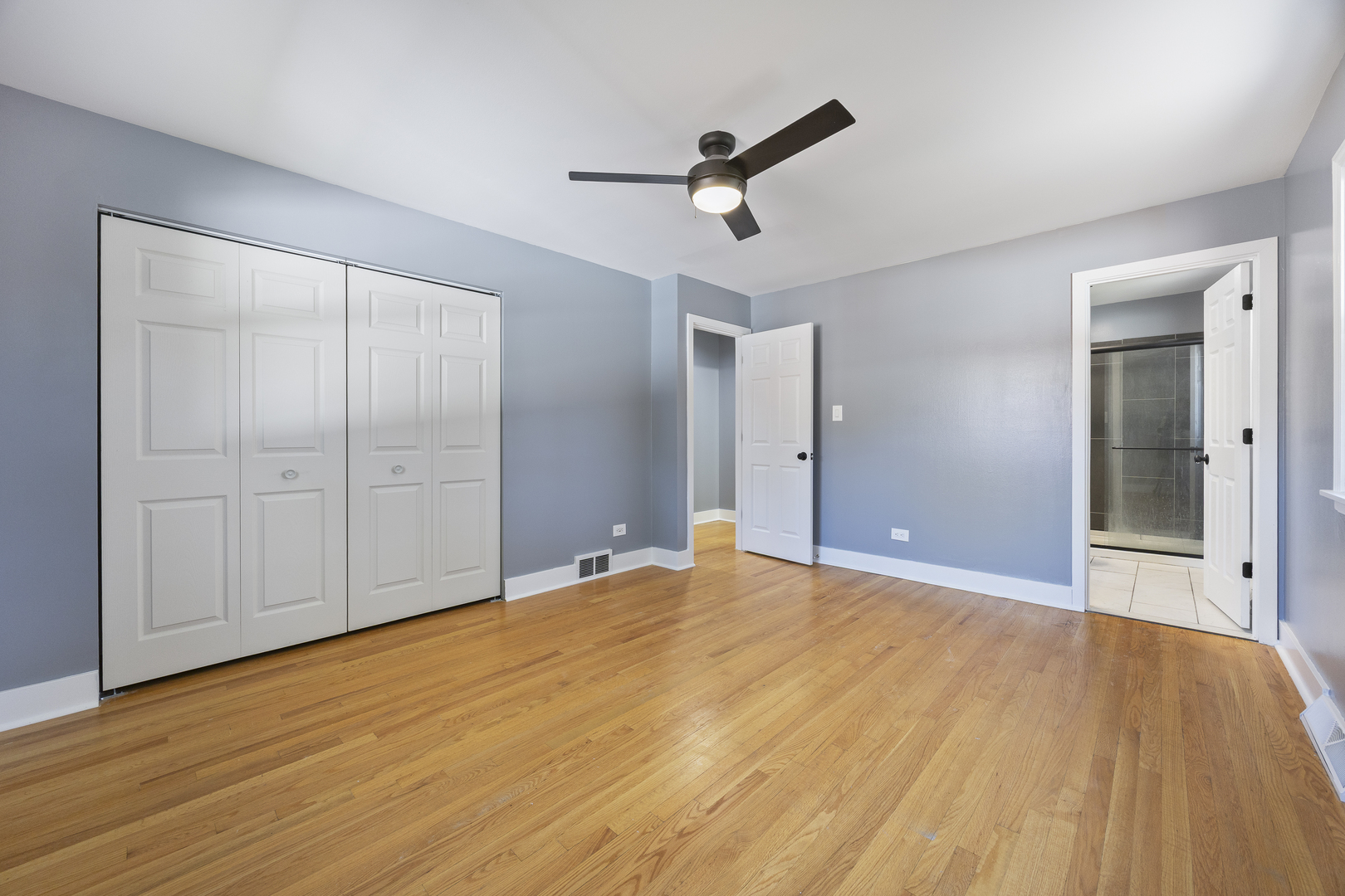 2N238 Highland Avenue, Glen Ellyn, IL 60137