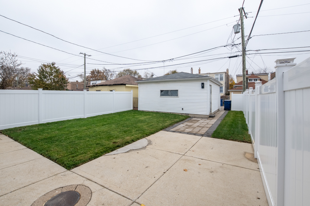 1612 S 59th Court, Cicero, IL 60804