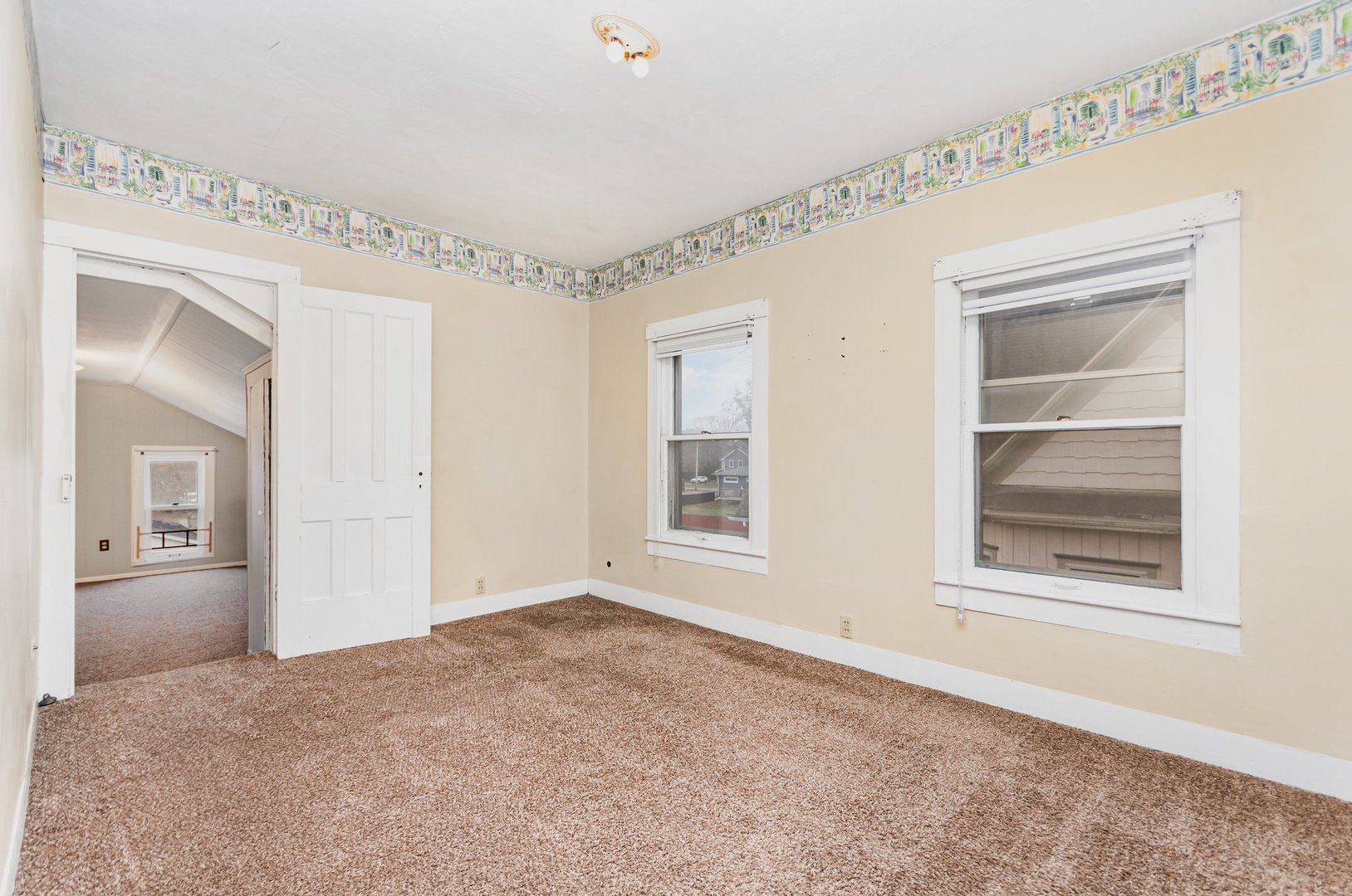 315 S Gage Street, Somonauk, IL 60552