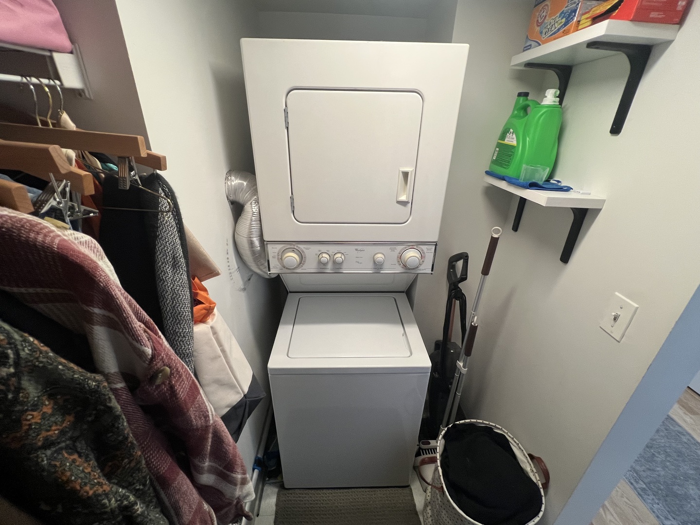 565 W Quincy Street #911, Chicago, IL 60661