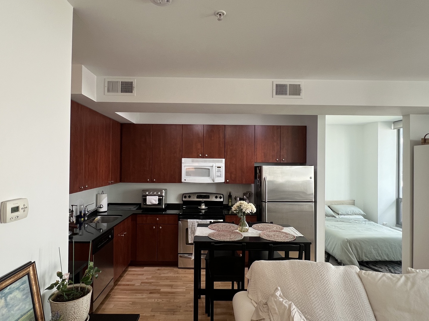 565 W Quincy Street #911, Chicago, IL 60661