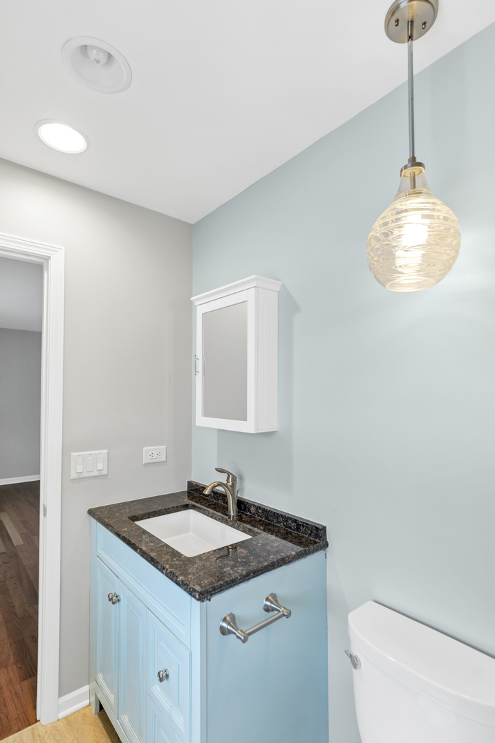 1405 Surrey Lane, Algonquin, IL 60102