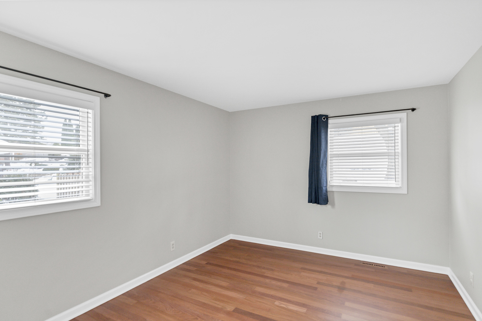 1405 Surrey Lane, Algonquin, IL 60102