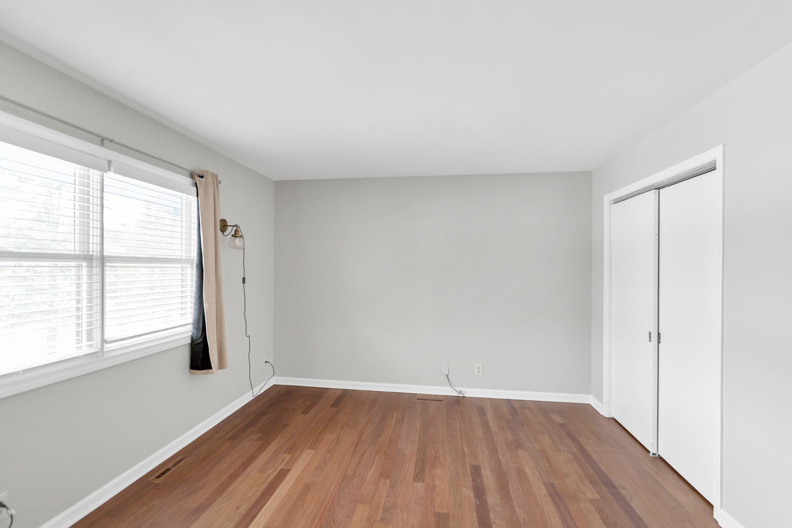 1405 Surrey Lane, Algonquin, IL 60102