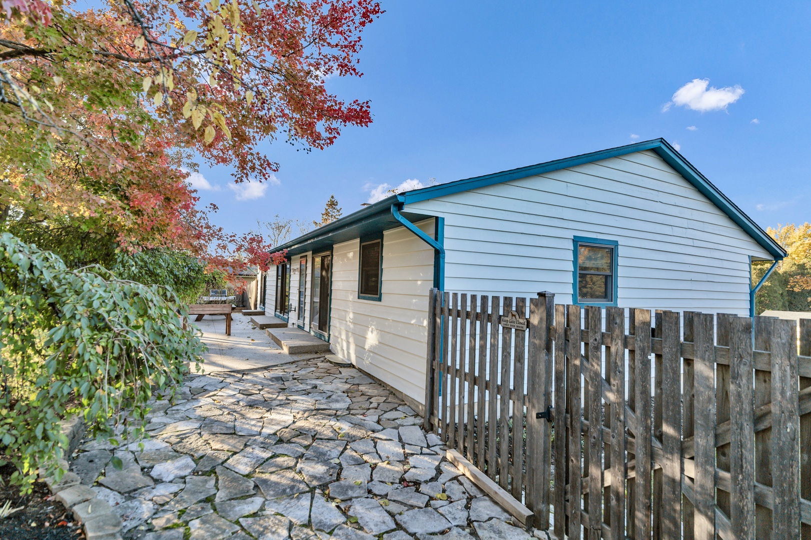 1405 Surrey Lane, Algonquin, IL 60102