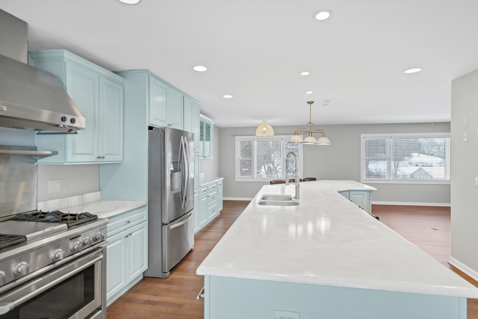 1405 Surrey Lane, Algonquin, IL 60102