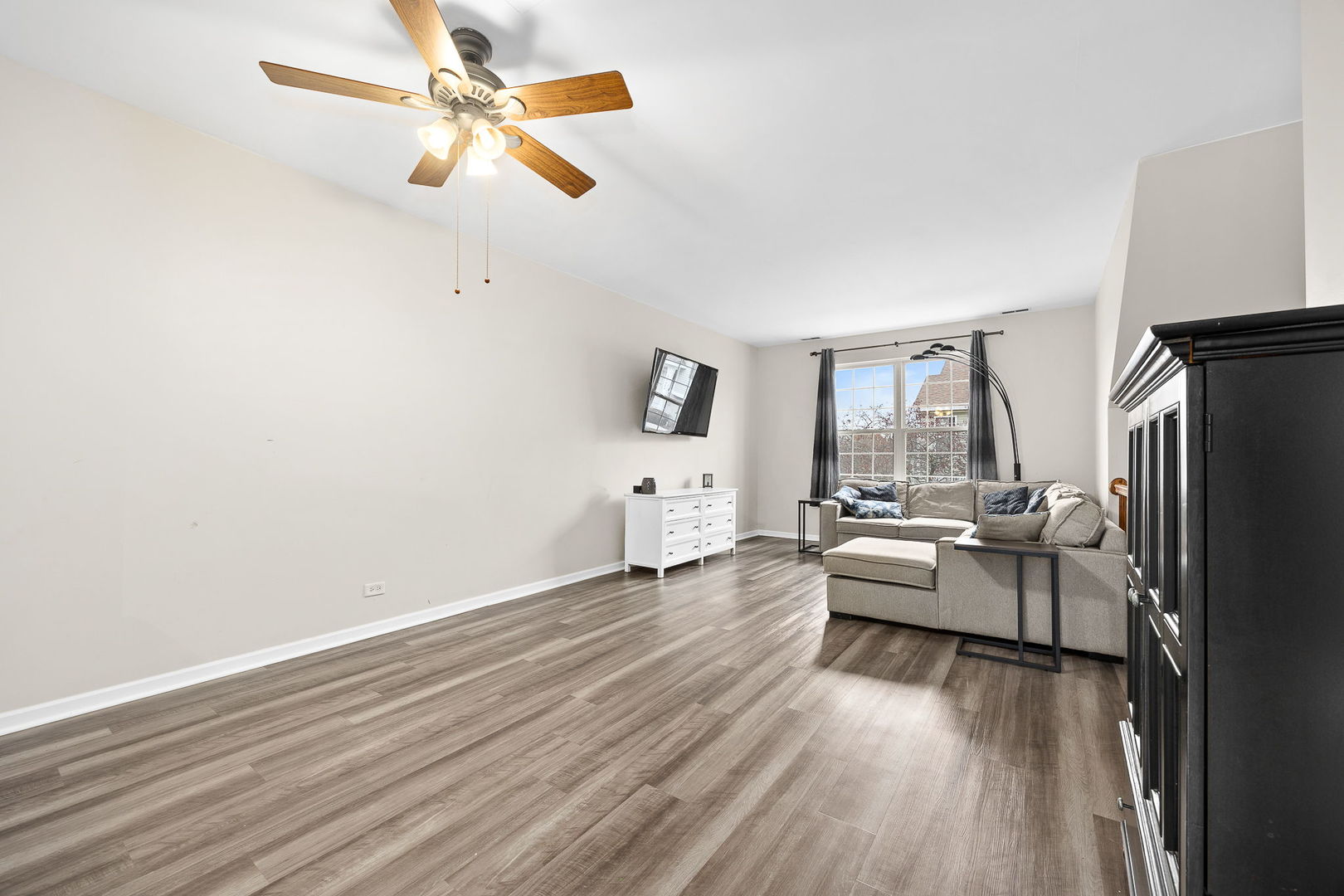 1658 N Fieldstone Drive, Shorewood, IL 60404