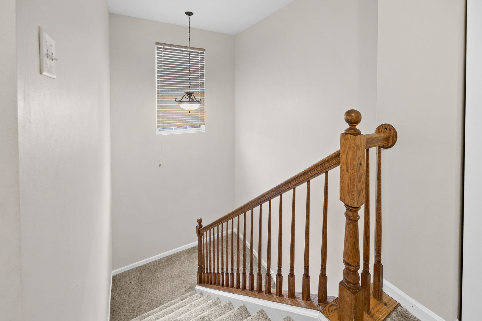 1658 N Fieldstone Drive, Shorewood, IL 60404