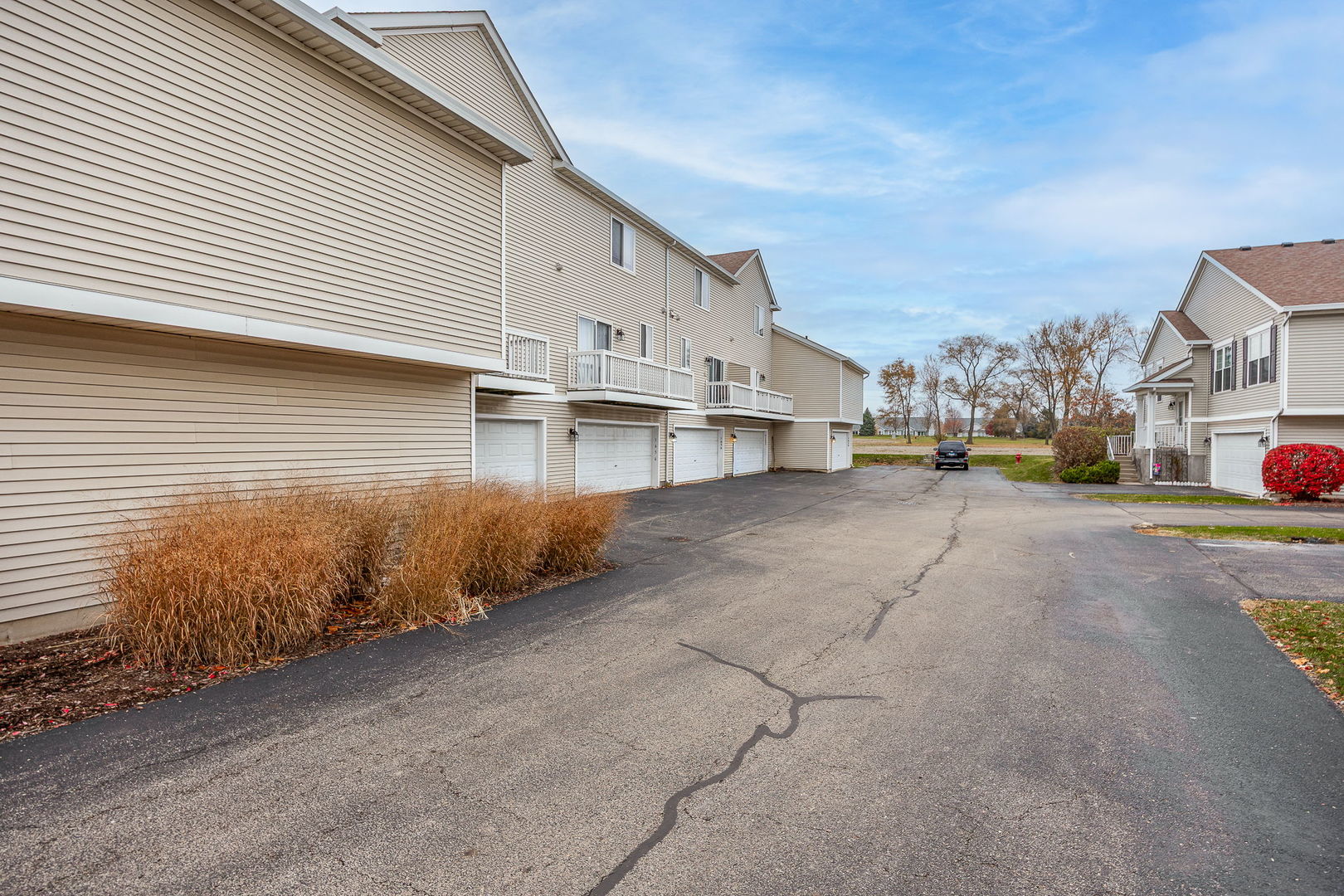 1658 N Fieldstone Drive, Shorewood, IL 60404