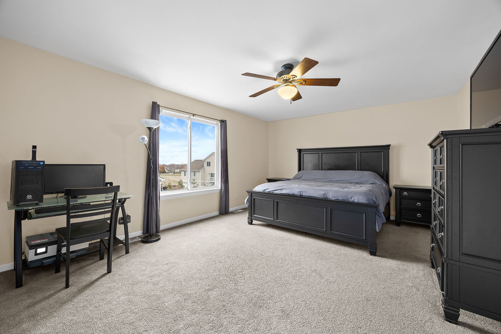 1658 N Fieldstone Drive, Shorewood, IL 60404