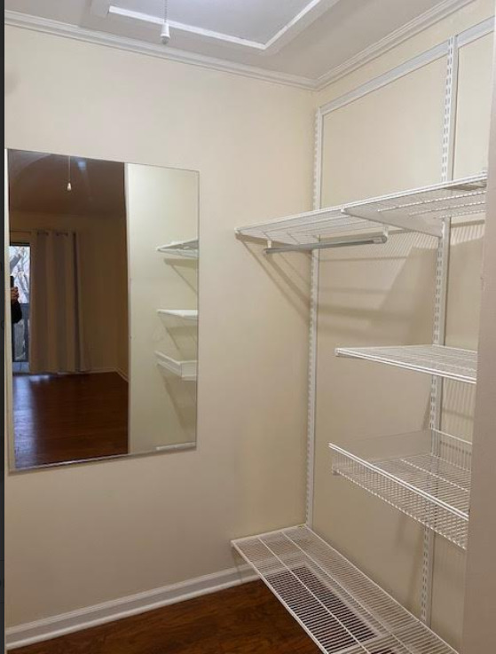 6178 Knoll Lane Court #307, Willowbrook, IL 60527