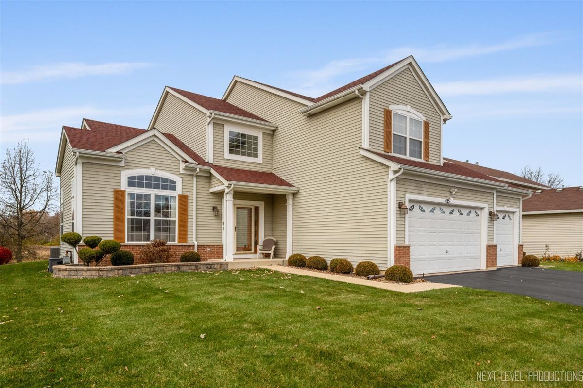 425 S Orchard Drive, Bolingbrook, IL 60440