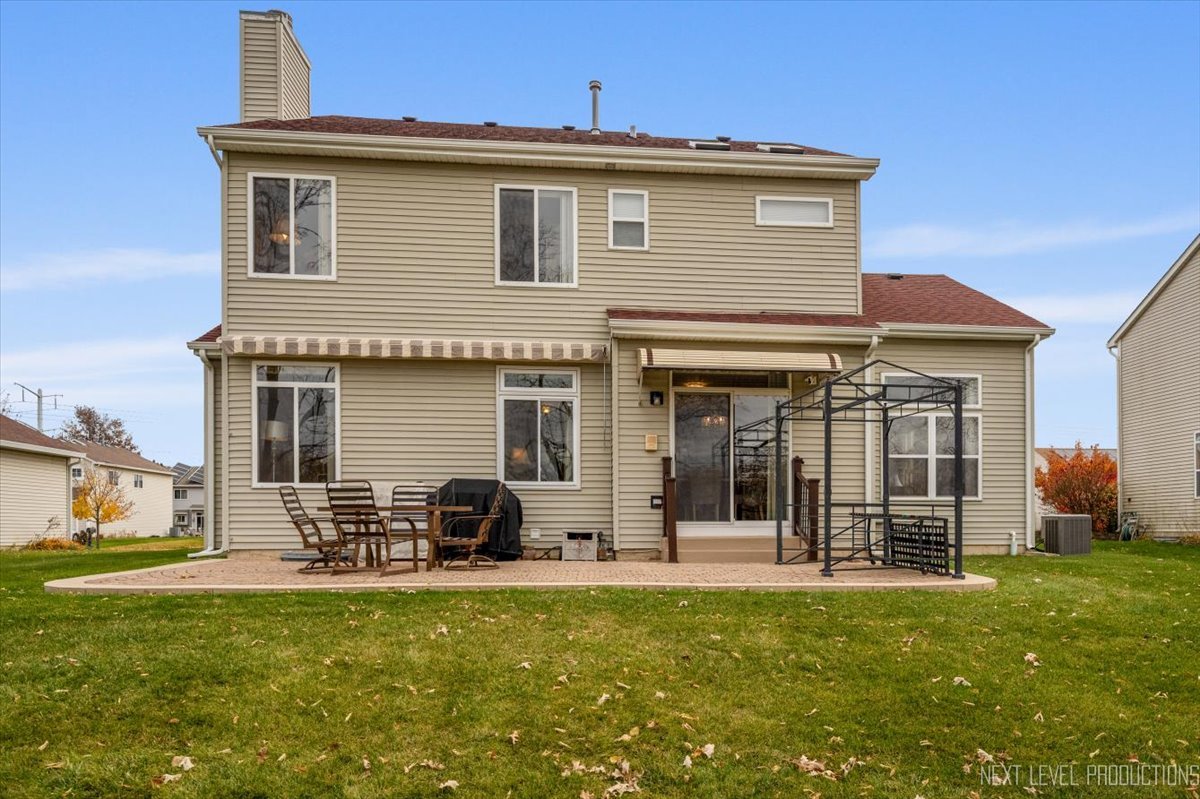 425 S Orchard Drive, Bolingbrook, IL 60440