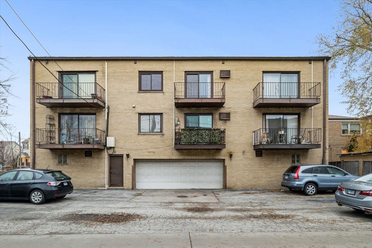 1279 Harding Avenue #3D, Des Plaines, IL 60016