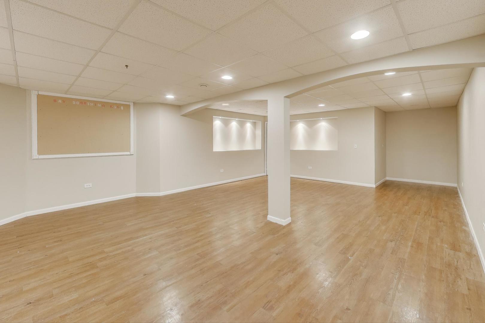 9699 FAIRFIELD Road, Huntley, IL 60142