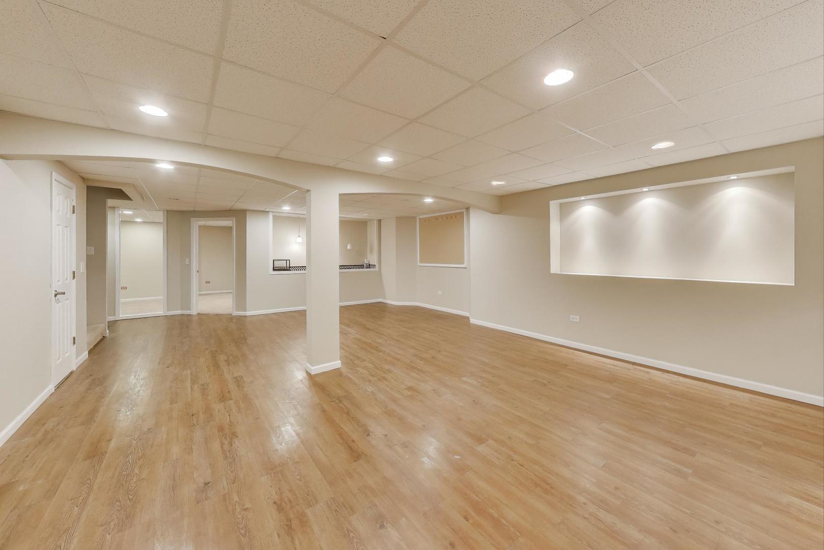 9699 FAIRFIELD Road, Huntley, IL 60142