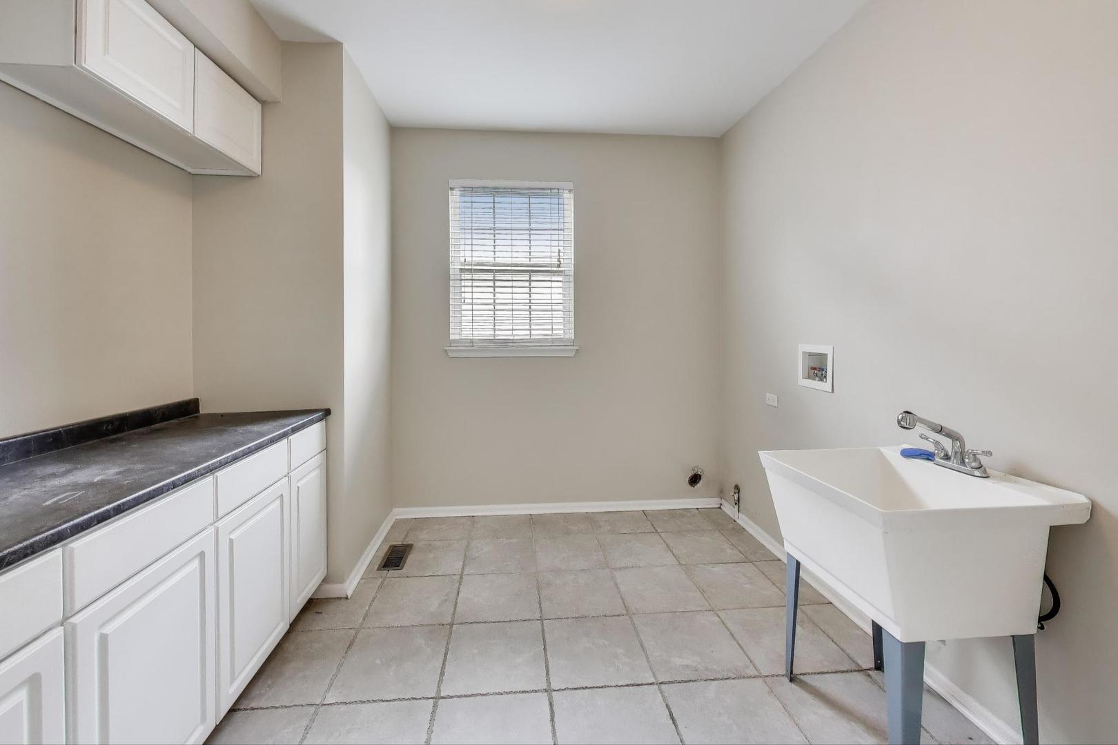 9699 FAIRFIELD Road, Huntley, IL 60142