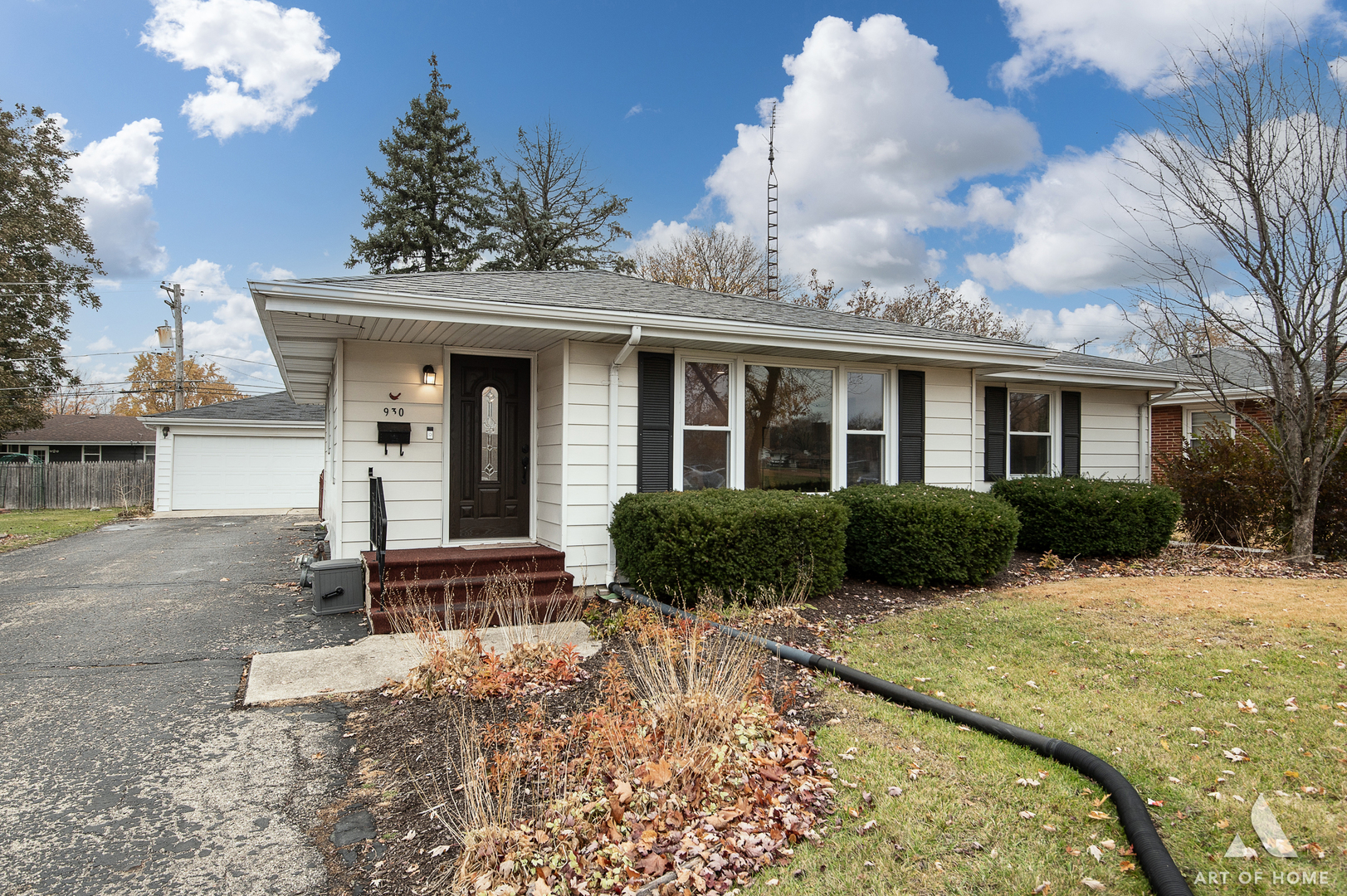 930 E 8th Street, Lockport, IL 60441