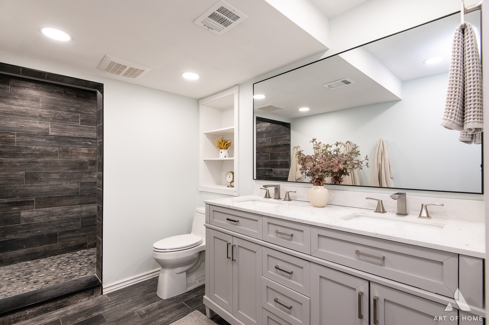 930 E 8th Street, Lockport, IL 60441