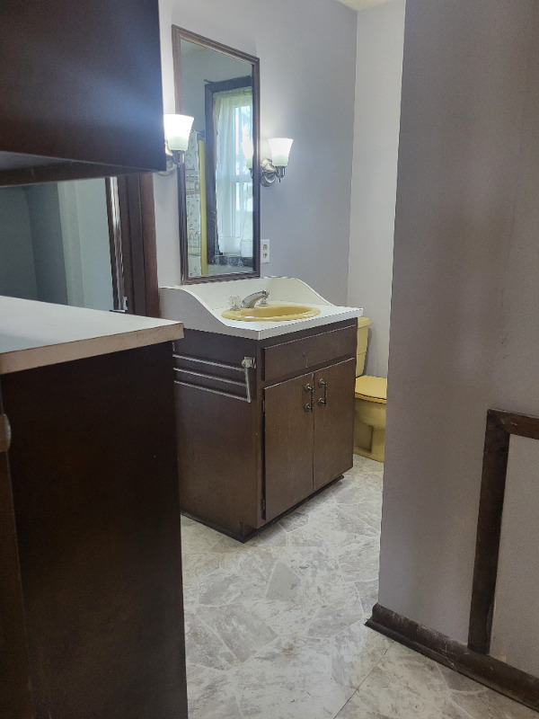 801 Main Street, Crescent City, IL 60928