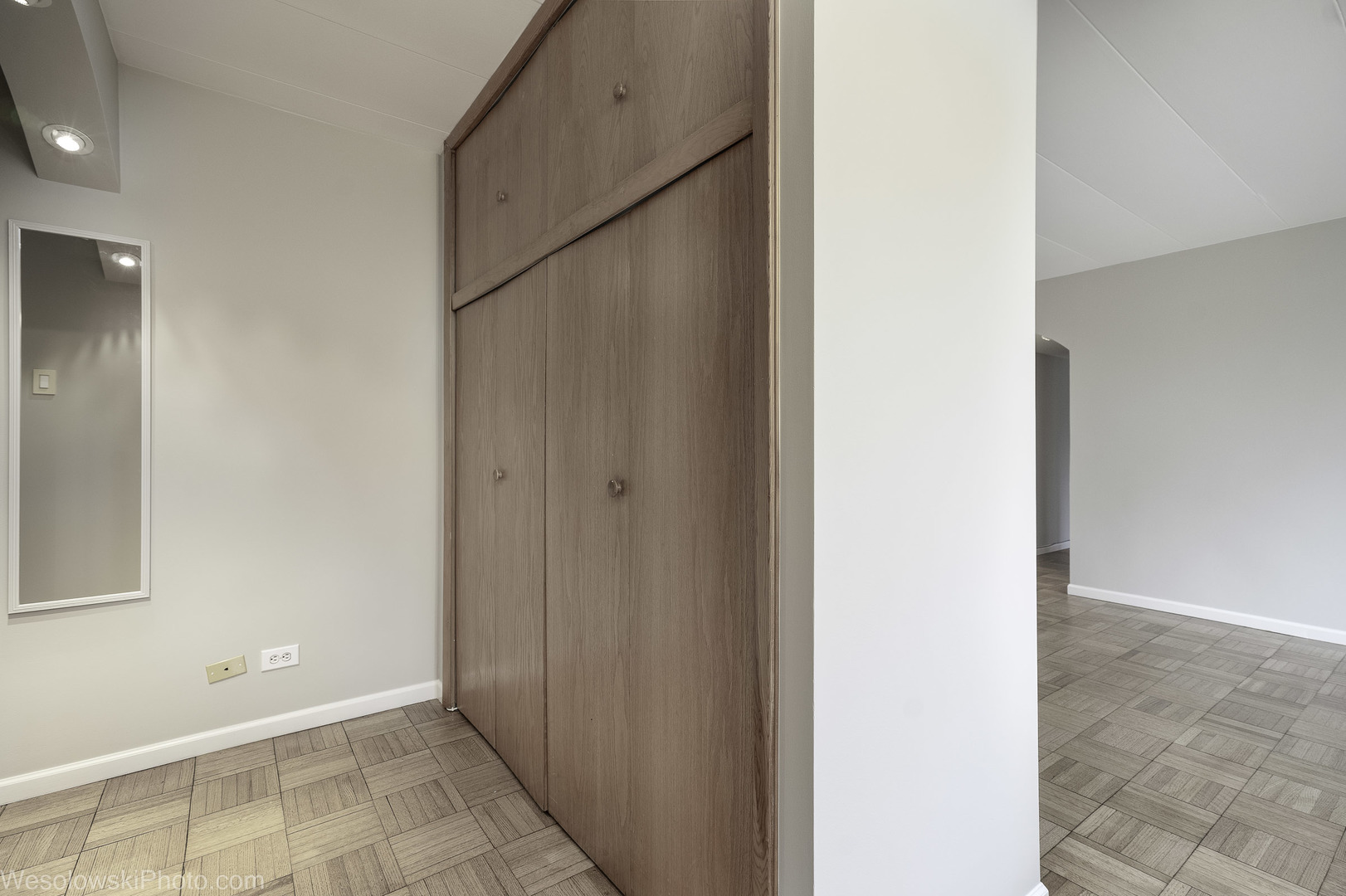 7210 Oak Avenue #4SW, River Forest, IL 60305