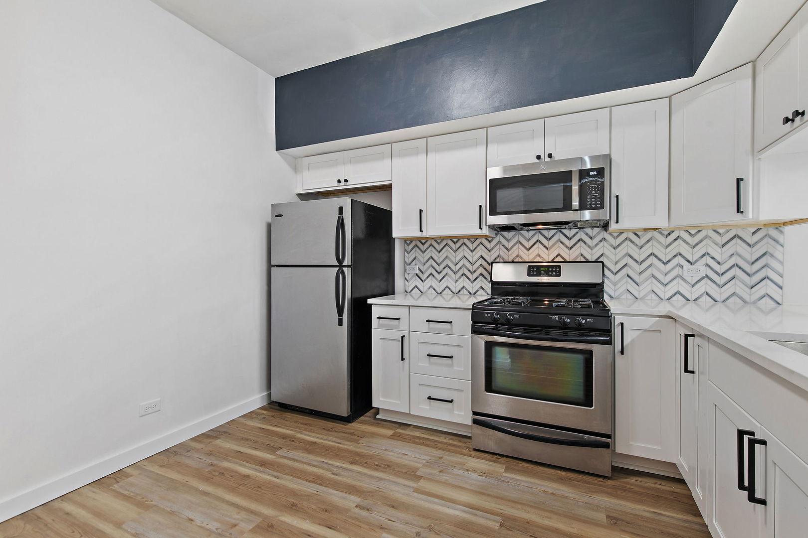 1113 Regency Court, Schaumburg, IL 60193