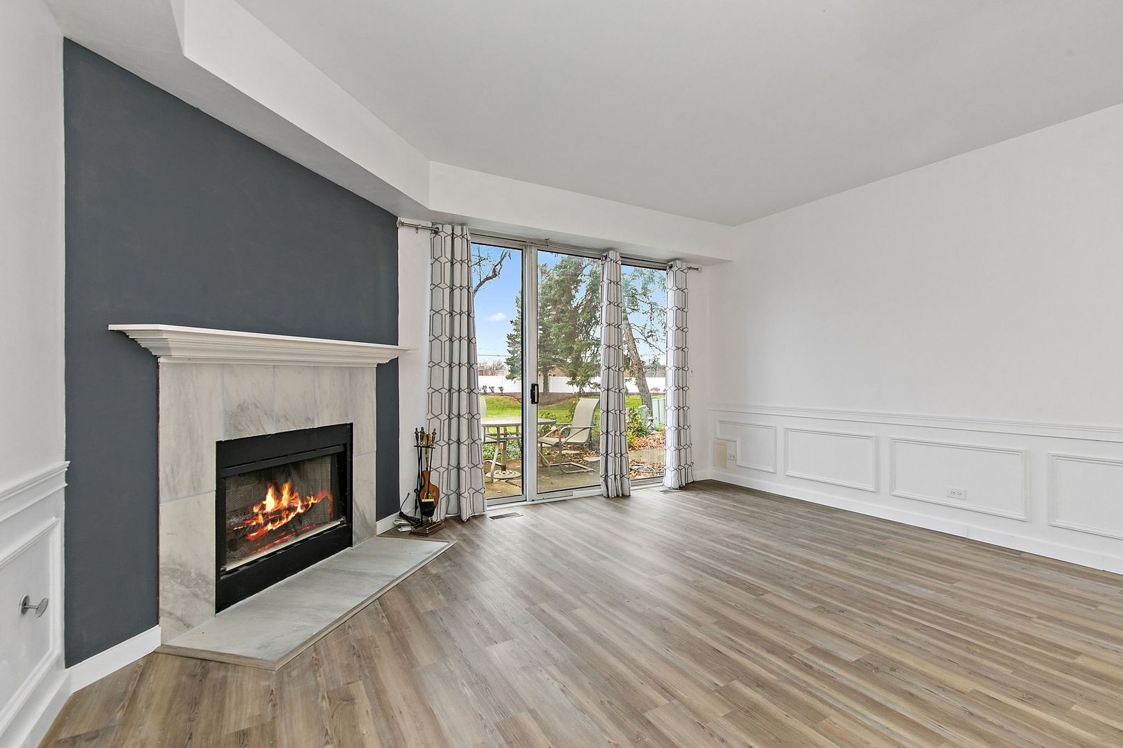 1113 Regency Court, Schaumburg, IL 60193