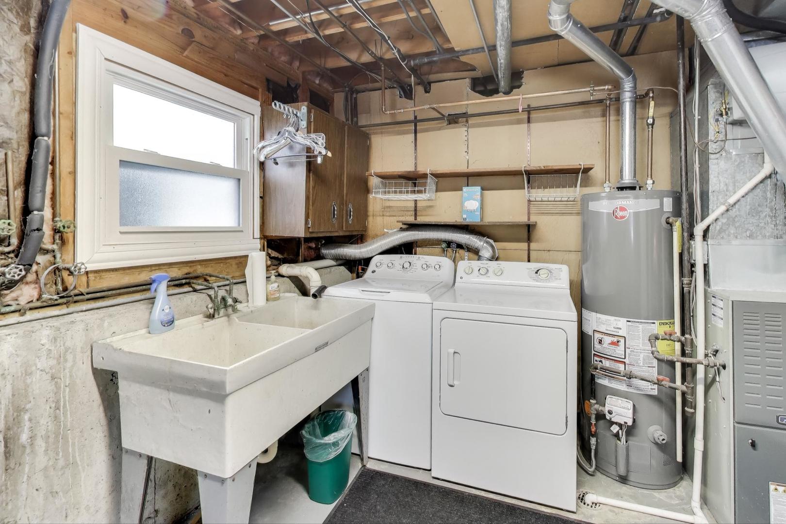 1046 Martingale Drive, Bartlett, IL 60103