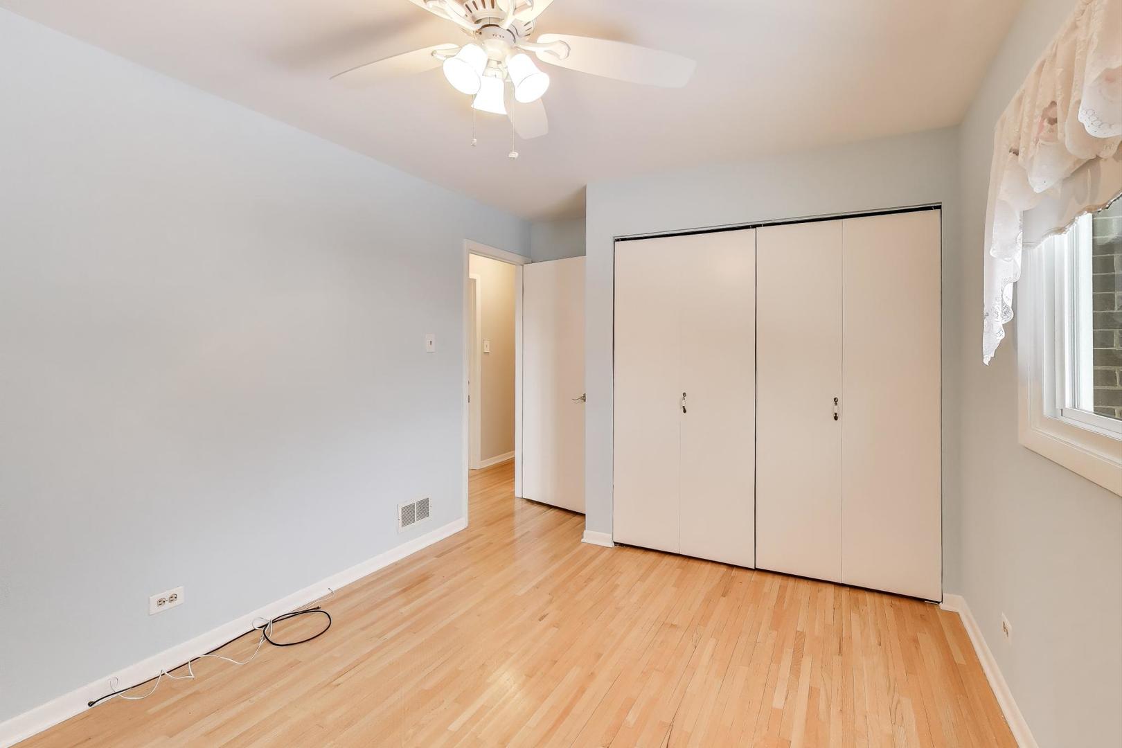 1046 Martingale Drive, Bartlett, IL 60103