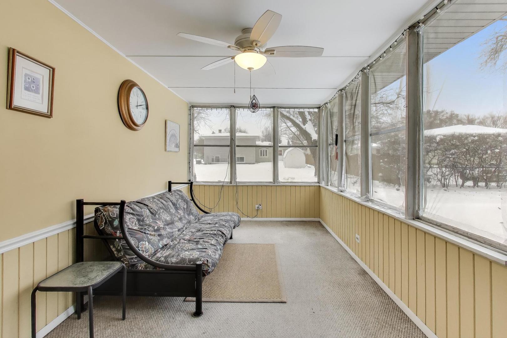 1046 Martingale Drive, Bartlett, IL 60103