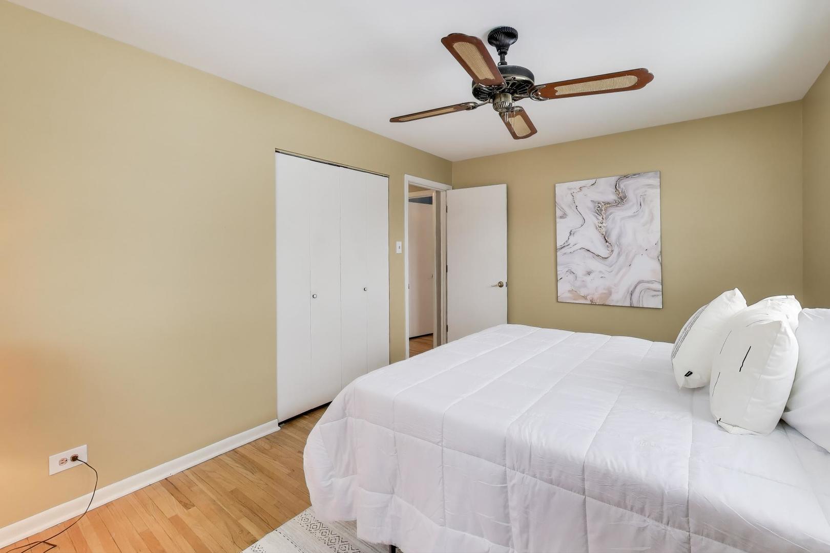 1046 Martingale Drive, Bartlett, IL 60103