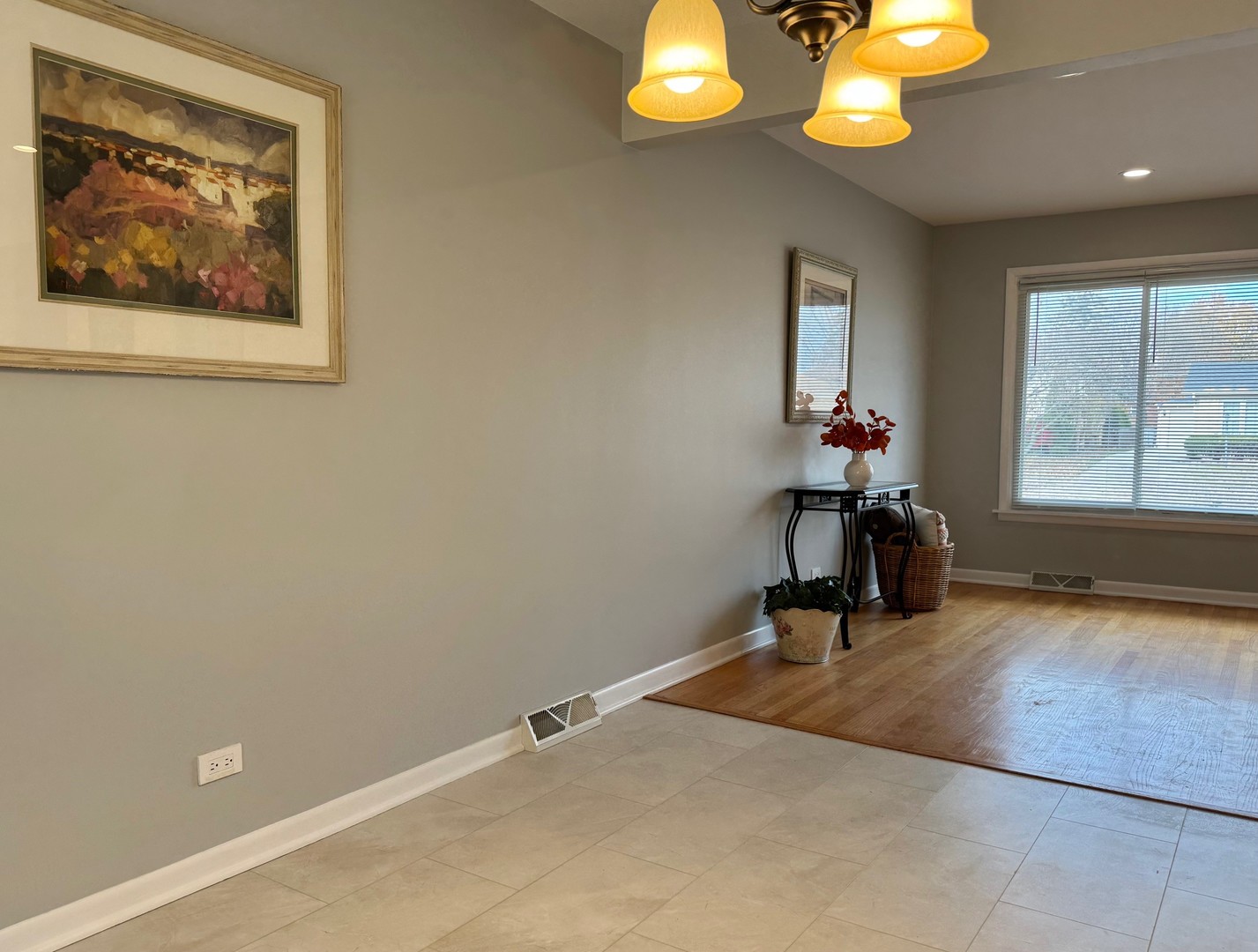 1411 Anthony Road, Wheeling, IL 60090