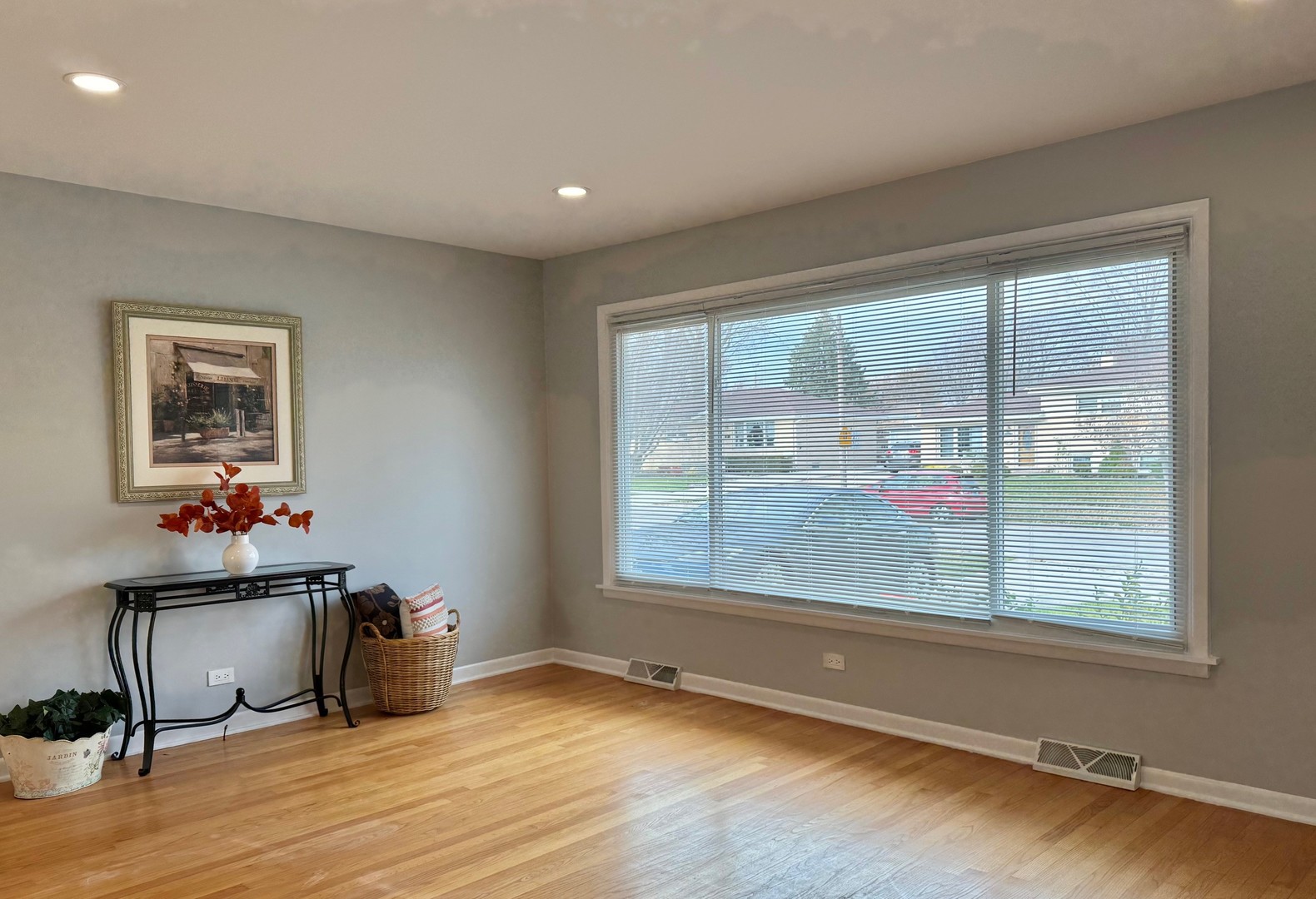 1411 Anthony Road, Wheeling, IL 60090