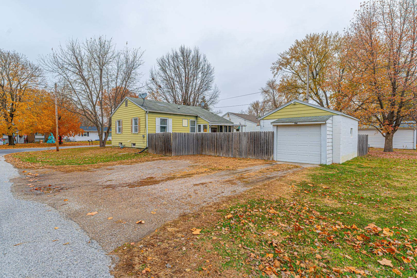 1204 N Ottawa Street, Lincoln, IL 62656