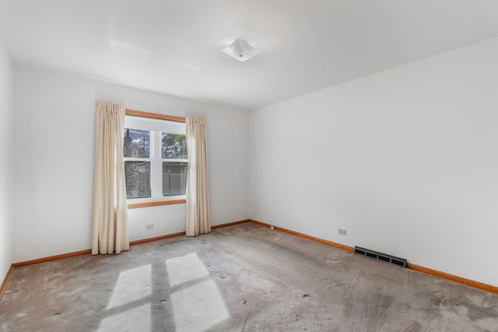 4343 W 109th Street, Oak Lawn, IL 60453