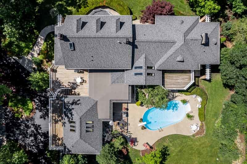 2716 Spring Creek Road, Rockford, IL 61107