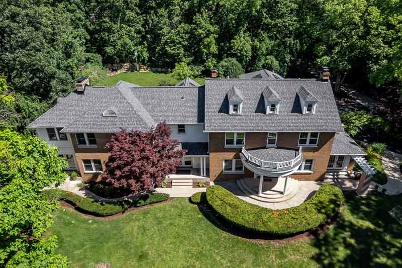 2716 Spring Creek Road, Rockford, IL 61107