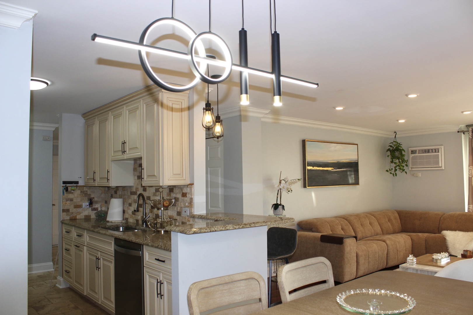 2201 S Highland Avenue #3G, Lombard, IL 60148