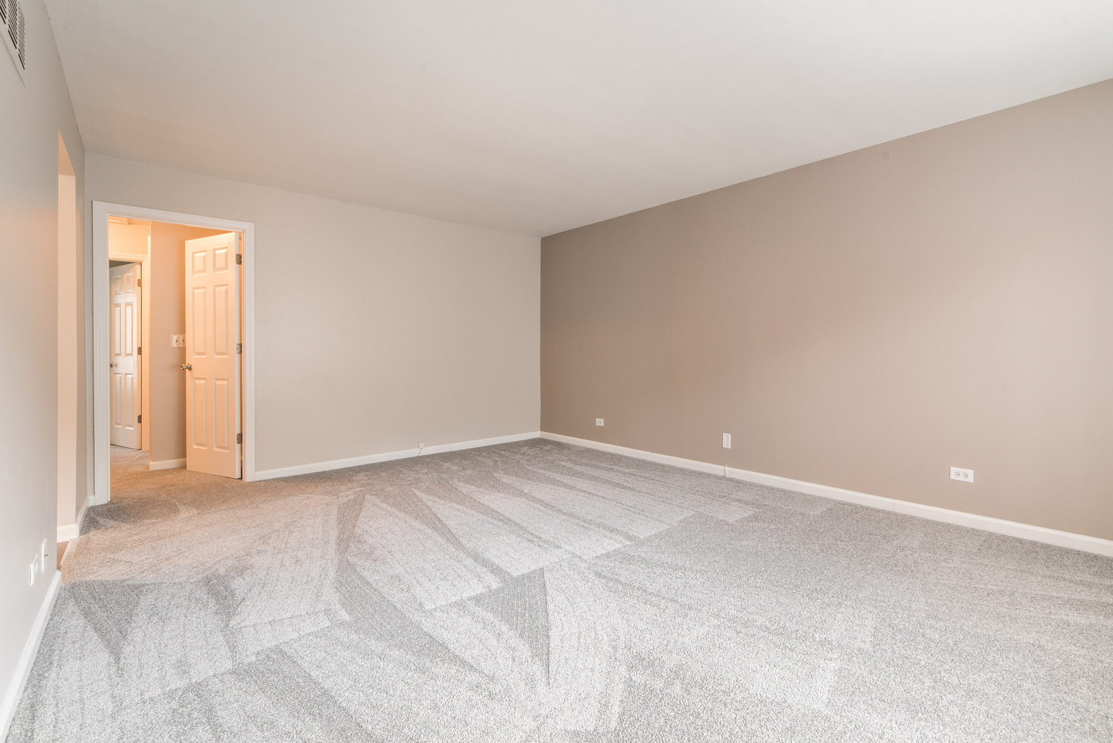 238 Driftwood Lane, Bloomingdale, IL 60108