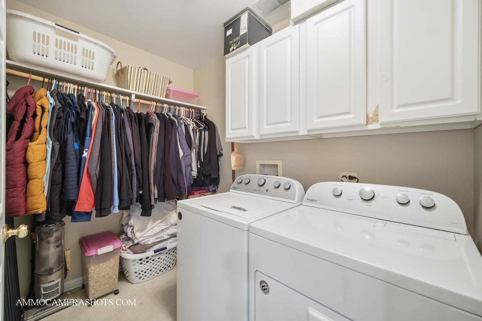 2494 Stoughton Circle, Aurora, IL 60502