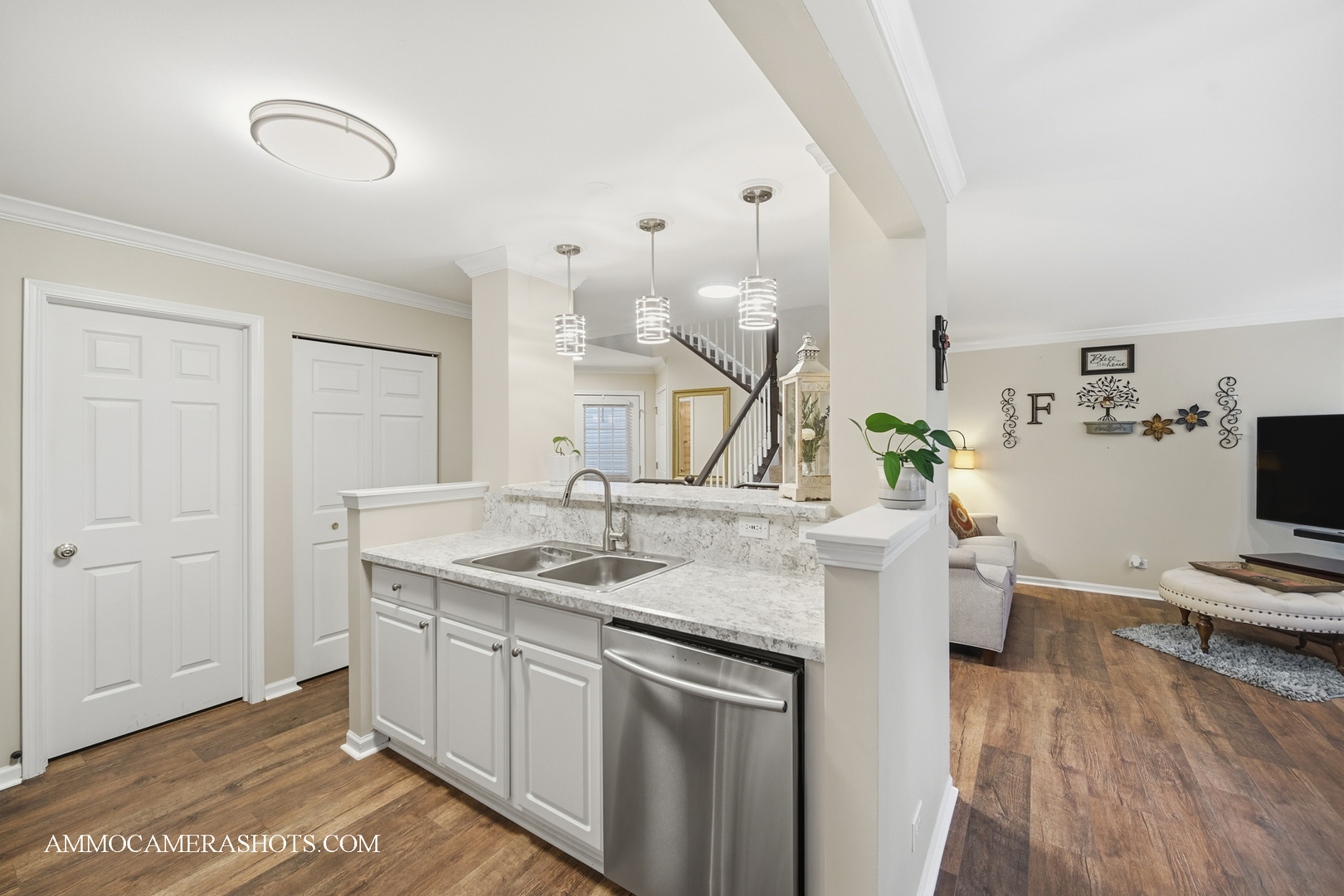 2494 Stoughton Circle, Aurora, IL 60502